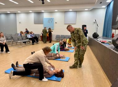 В казанской школе прошел мастер-класс по первой помощи от инструктора Центра «ВОИН» в Татарстане