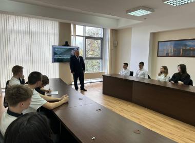 Центр «ВОИН» провел дебаты «Россия и Запад — возможно ли партнёрство?»